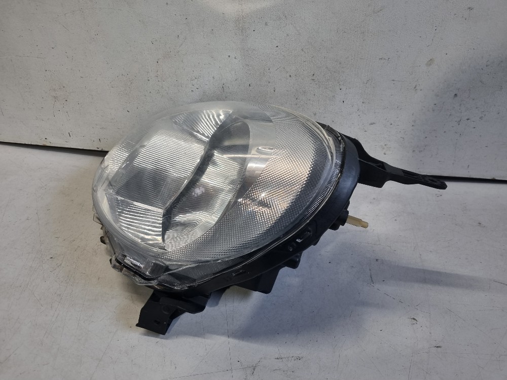 Farol Esquerdo Nissan March 2013 A 2016 Recuperado Seminovo. 5