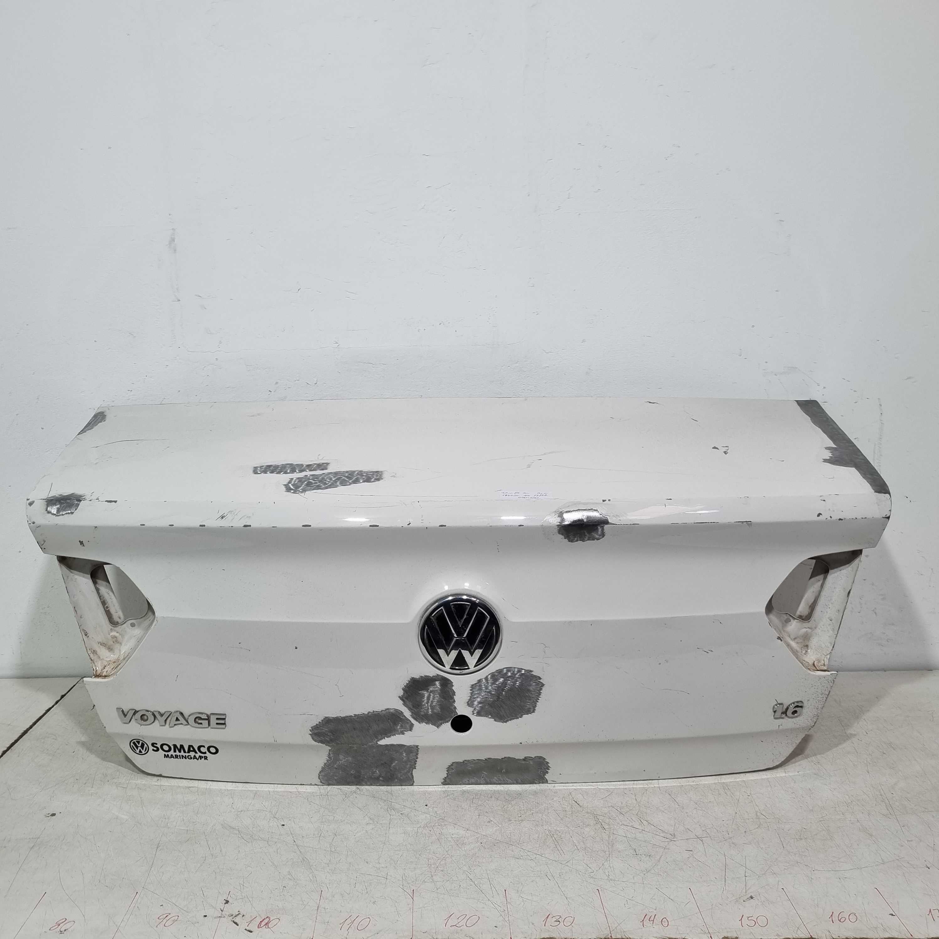 Tampa Traseira Volkswagen Voyage 2013/2022 Recondicionado