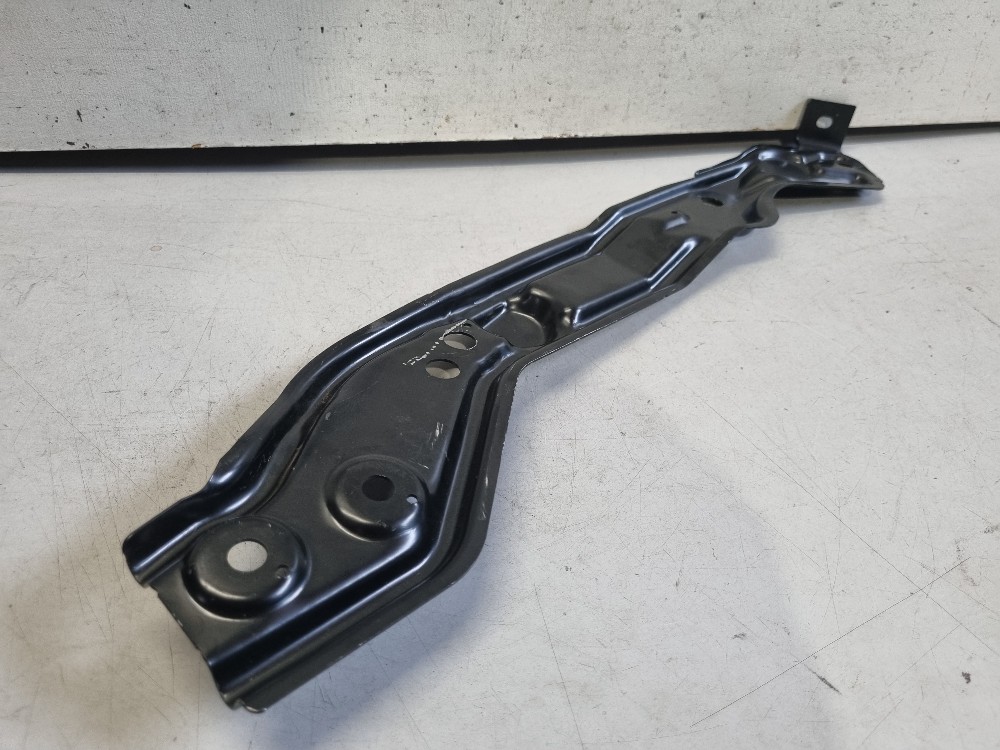 Suporte Do Farol Dir. Volkswagen Nivus 2022/ 2025 Semi-novo. 3