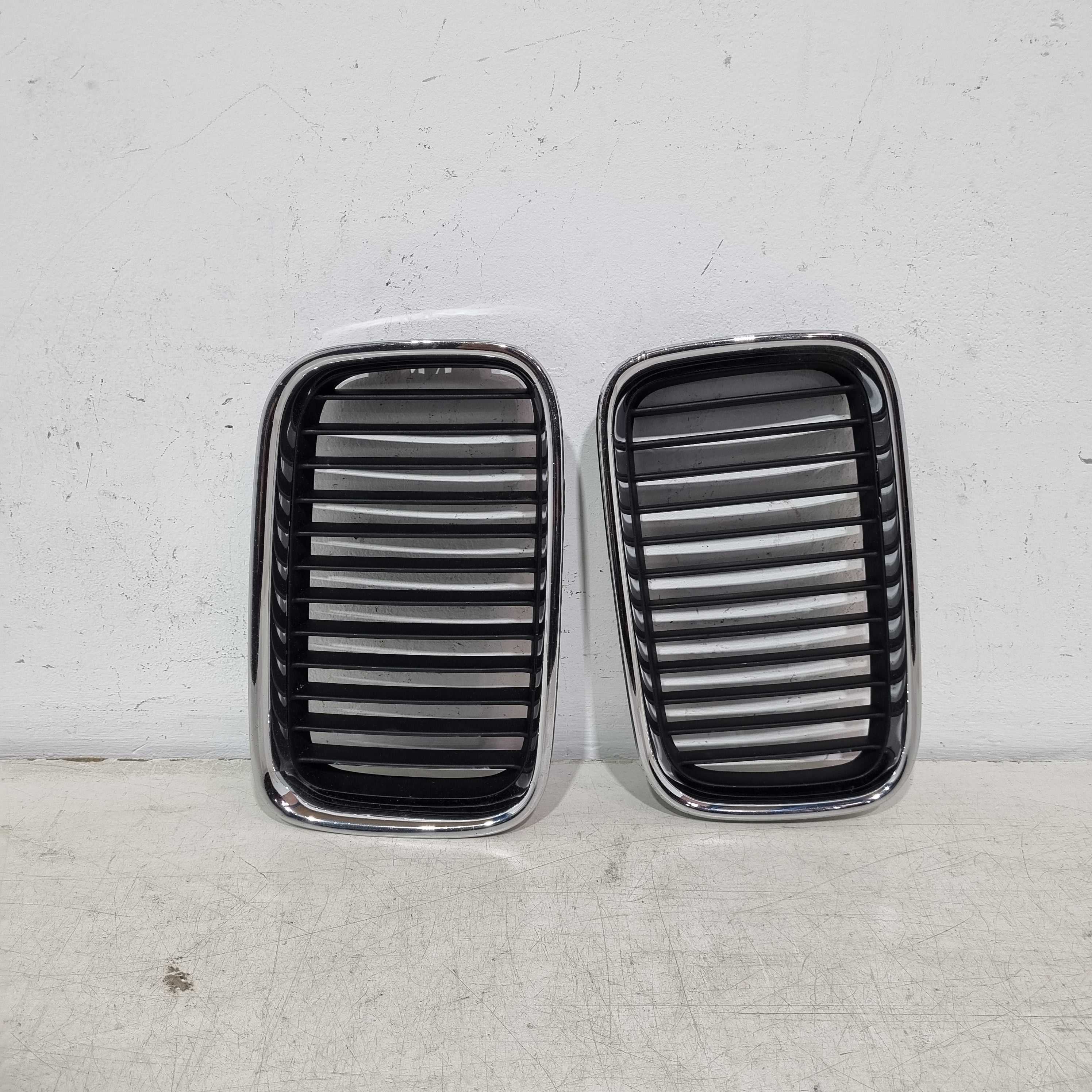 Par De Grades BMW 320i 2013/2018