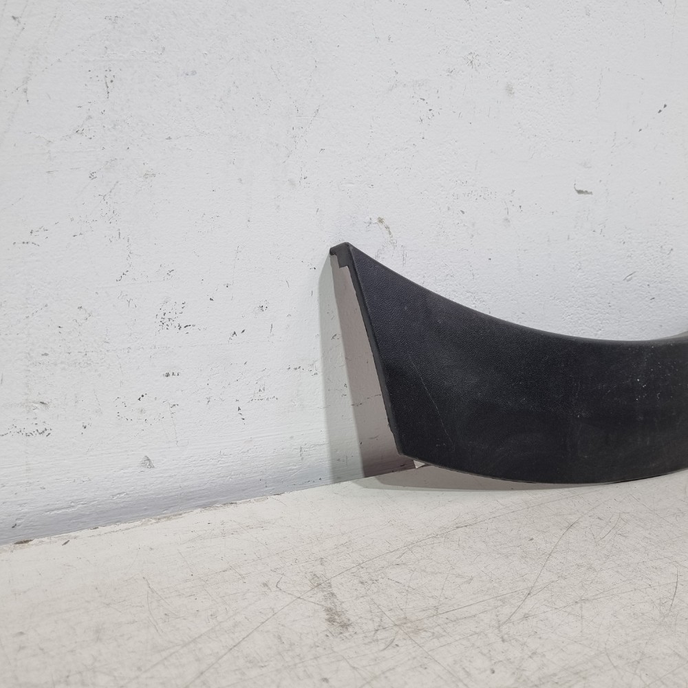 Moldura Parachoque Traseiro Vw Saveiro G5 G6 2010/2016 3