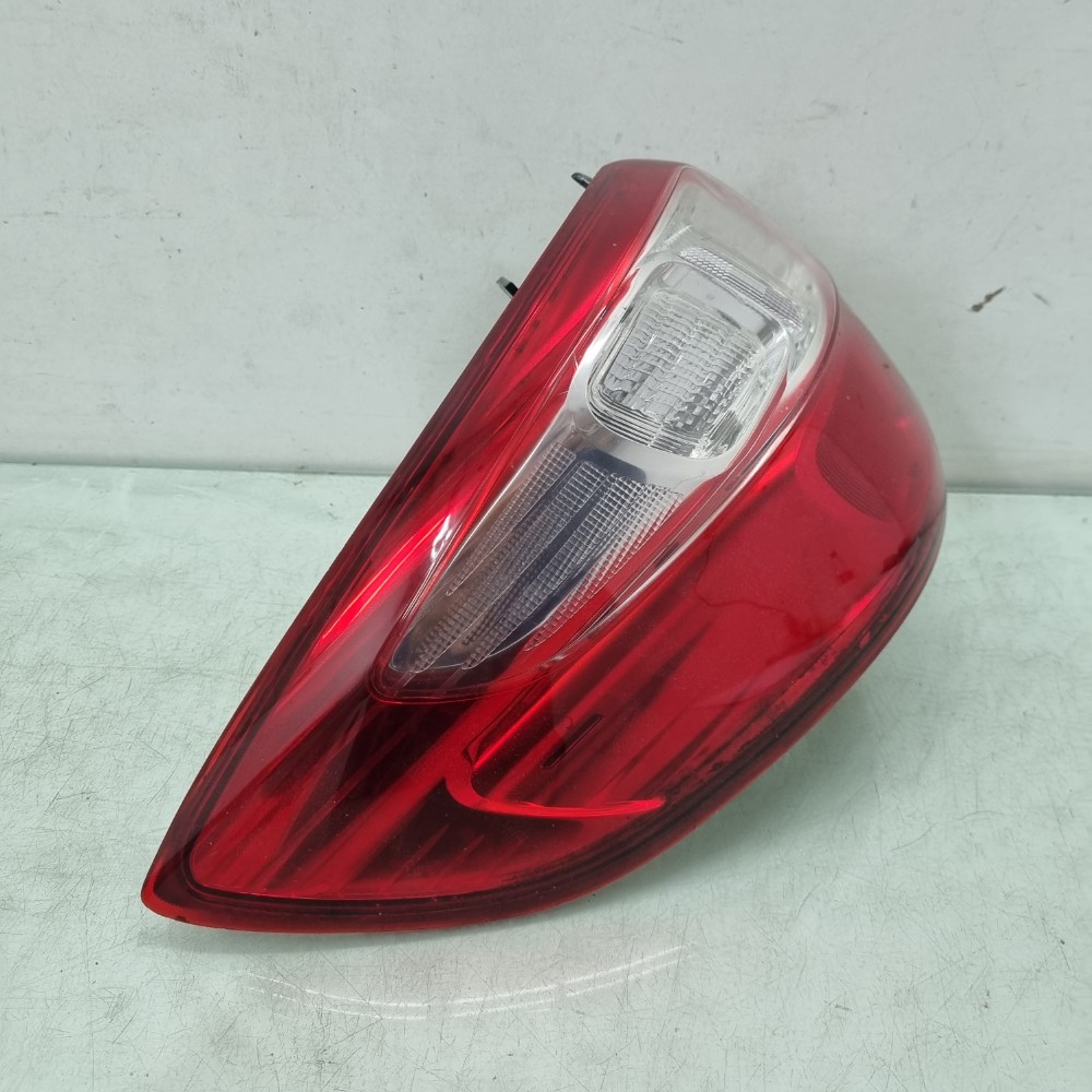 Lanterna Do Lado Esquerdo Fiat Strada Modelos 2014/2019 Esquerdo/motorista 3