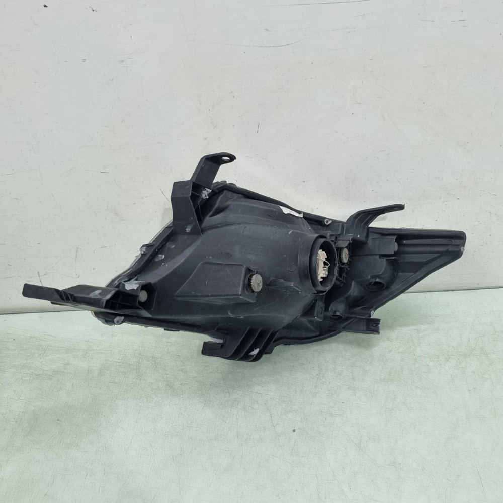 Farol Do Lado Direito Toyota Hilux Modelos 2012/2015 Direito/passageiro 3