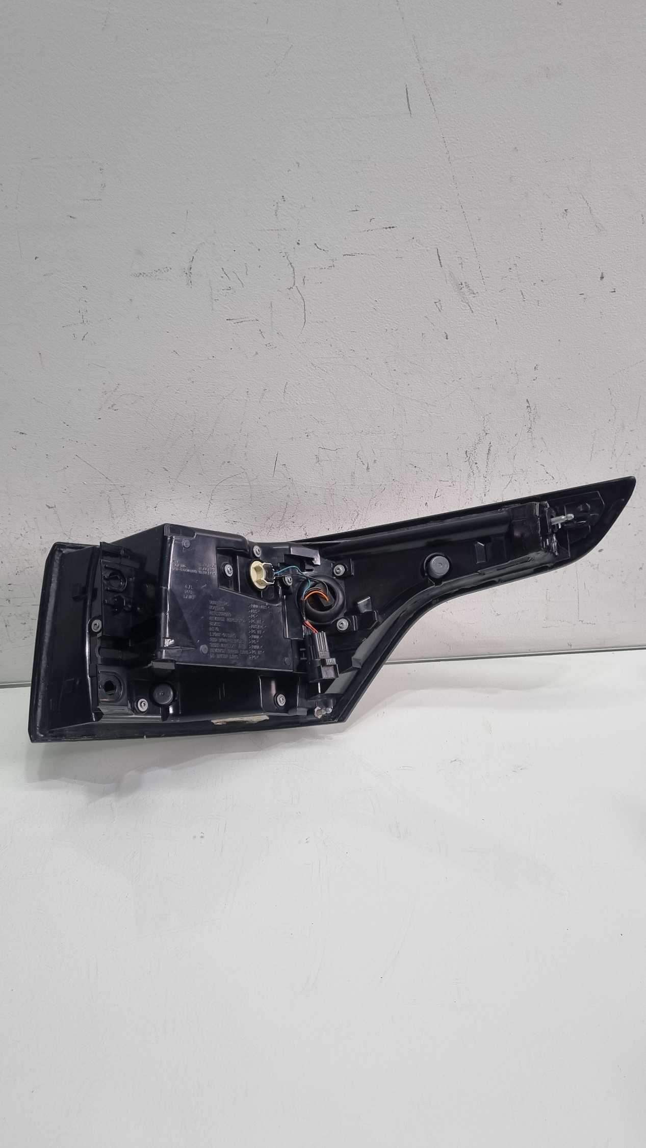 Lanterna Led Esquerdo Range Rover Sport Modelo 2014/18 Direito/passageiro 2