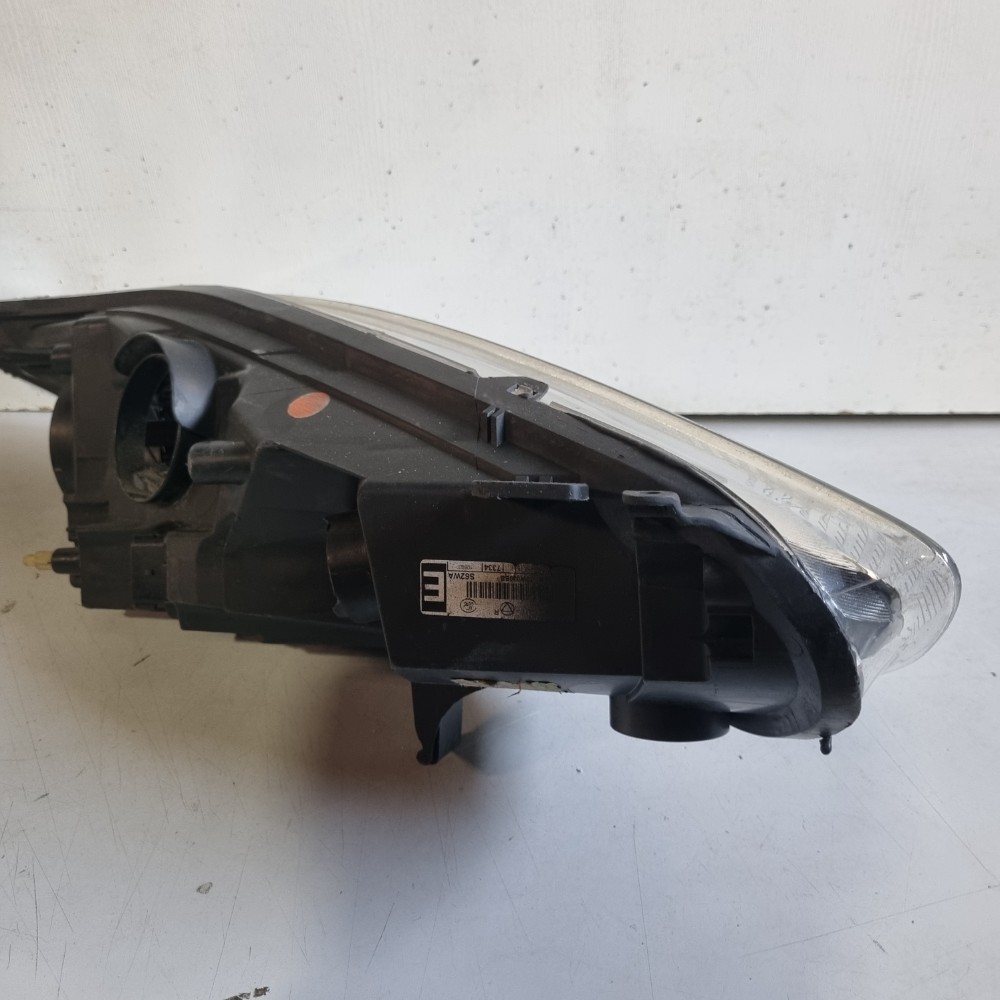 Farol Do Lado Esquerdo Ford New Fiesta Modelos 2015/2018 Esquerdo/motorista 3
