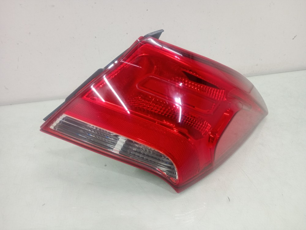 Lanterna Direita Chevrolet Prisma 2016/2019 Recuperada 3