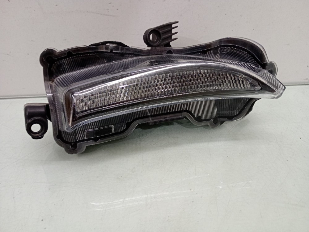 Farol De Milha Direito Yaris 2023/2024 Original E Seminovo. Transparente 4