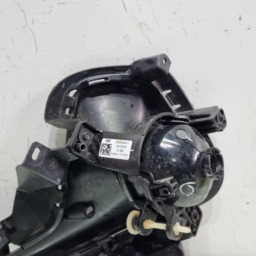 Farol Milha Direito Com Moldura Onix 2020/24 Original Usado 4