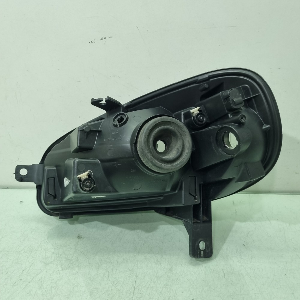 Farol Máscara Negra Direito Fiat Uno Drive Modelos 2016/2022 Direito/passageiro 6