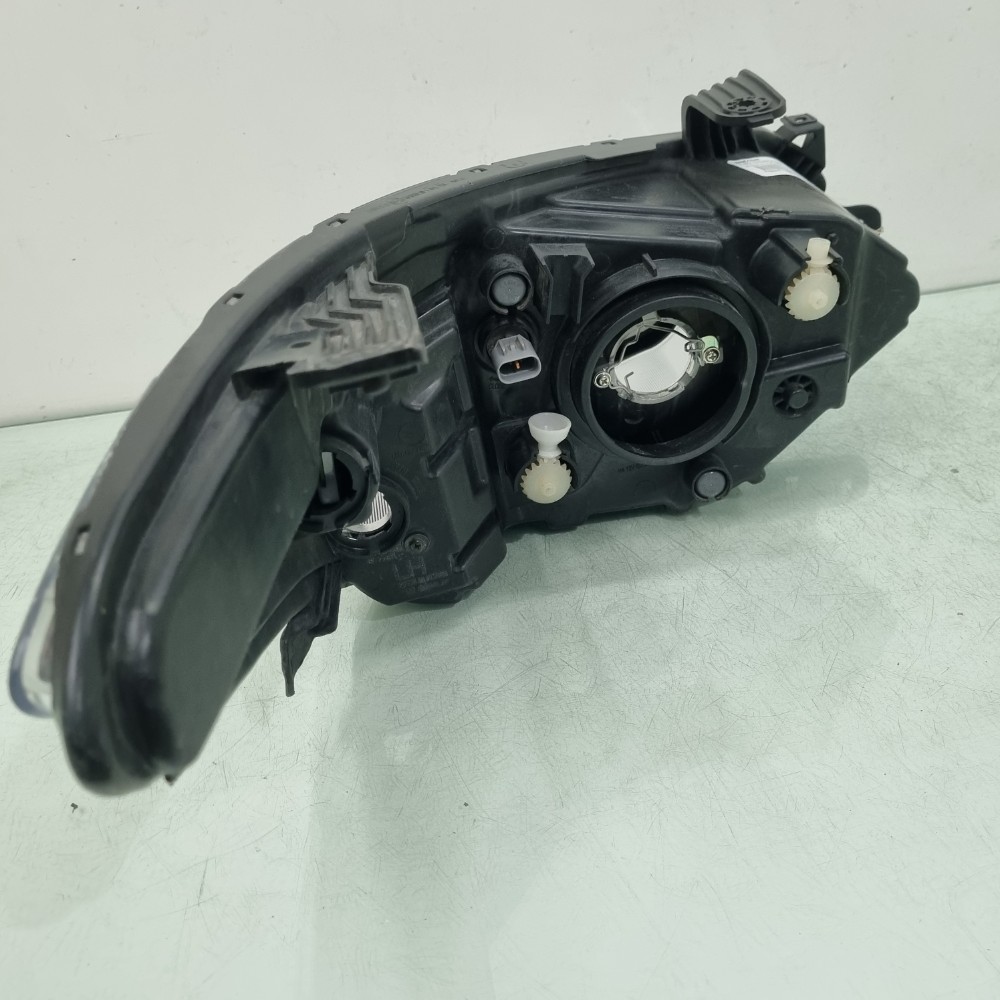 Farol Lado Esquerdo Com Led Chevrolet Onix 2016/2019 Usado. Esquerdo/motorista 4