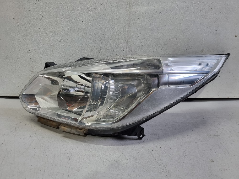 Farol Esquerdo Cromado Chevrolet Spin 2013/2016 Recuperado. Esquerdo/motorista 1
