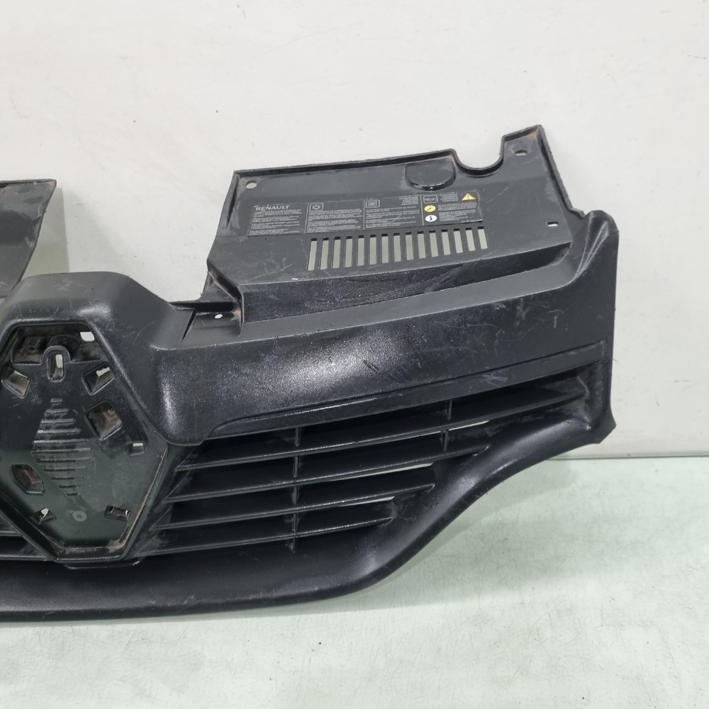 Grade Dianteira Superior Renault Logan  Modelos 2015/2018 3
