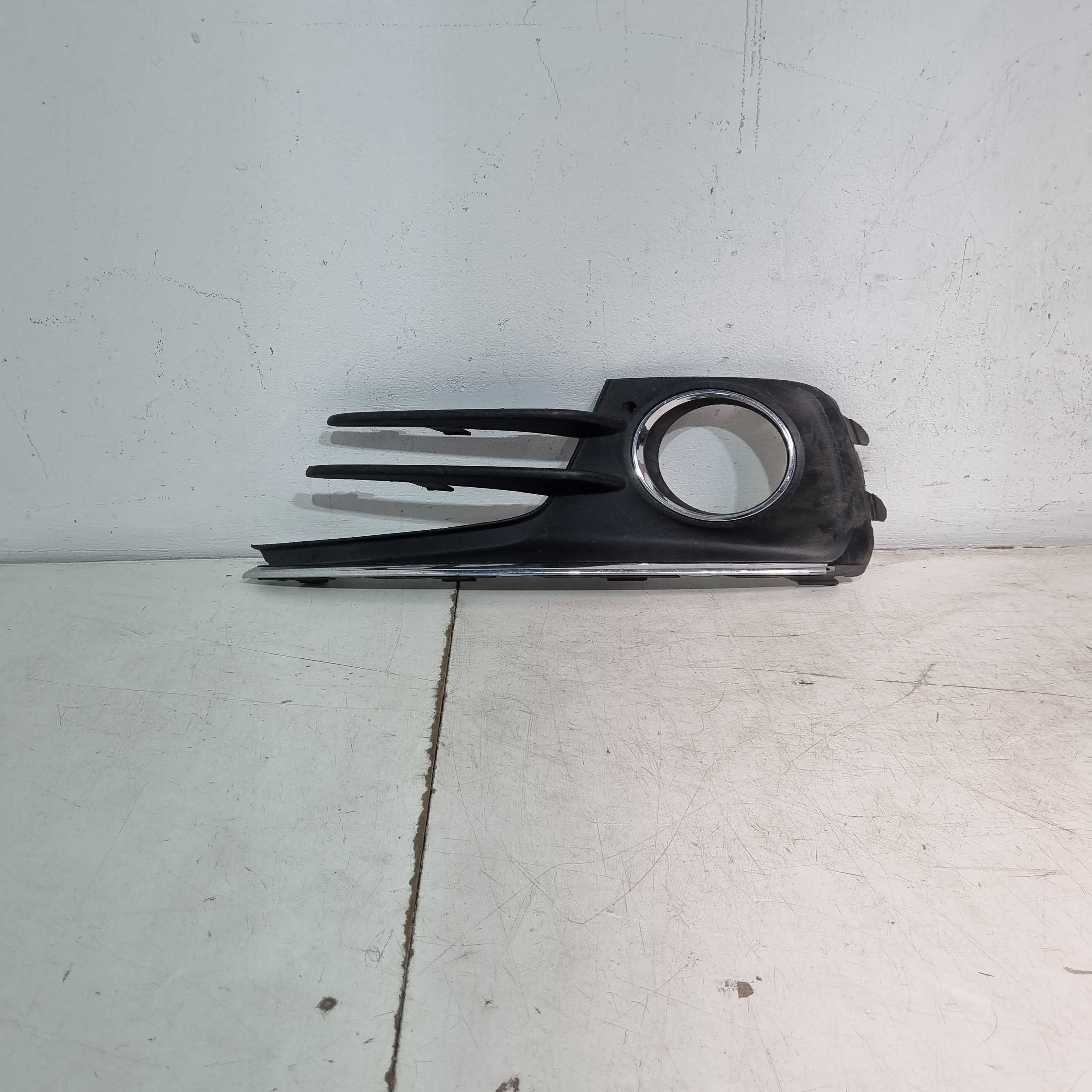 Moldura Do Farol De Milha Esquerdo Volkswagen Fox 2015/2020 Esquerdo 5