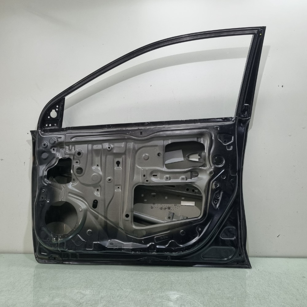 Porta Dianteira Direito Toyota Yaris 2017/2024 Dianteira 6