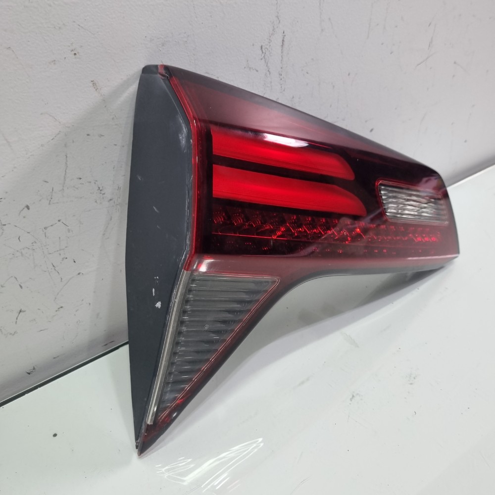 Lanterna Do Lado Esquerdo Da Tampa Honda Hr-v 2016/2019 Esquerdo/motorista 3