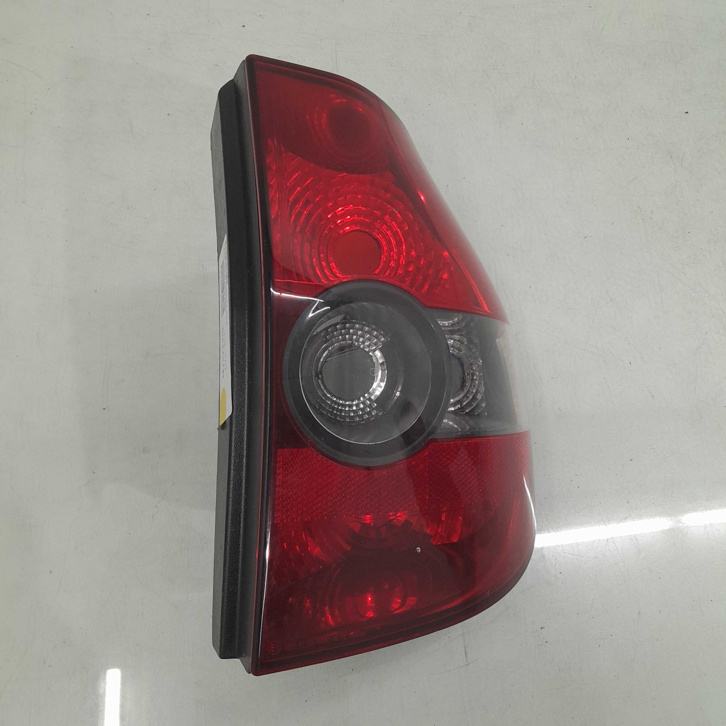 Lanterna Do Lado Direito Volkswagen Fox Modelos 2004/2010 2