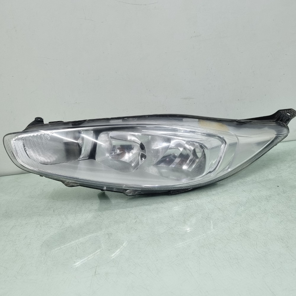 Farol Esqu. Cromado Ford  New Fiesta  2014/2019 Recuperado. Esquerdo/motorista 2