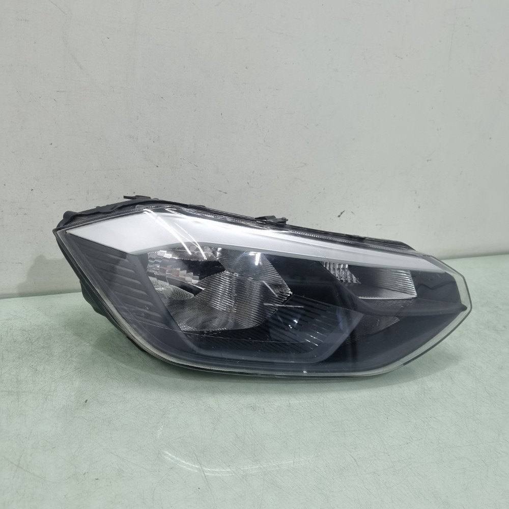 Farol Direito Volkswagen  Polo Track 2023 / 2025 Recuperado. 2