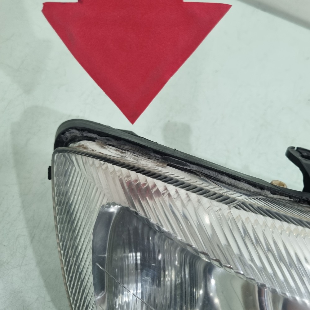 Farol Do Lado Direito Chevrolet Zafira Modelos 2001/2012 Direito/passageiro 6