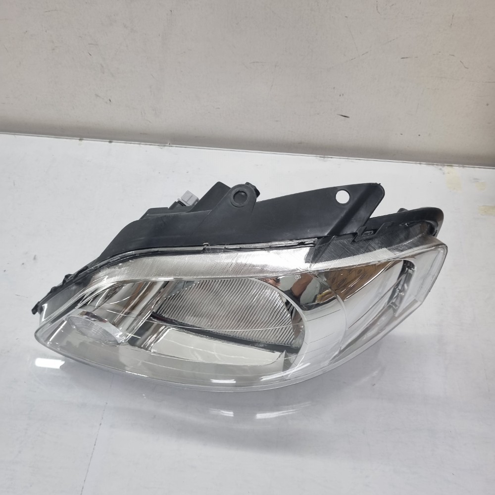 Farol Direito Volkswagen Fox 2004/2008* 2