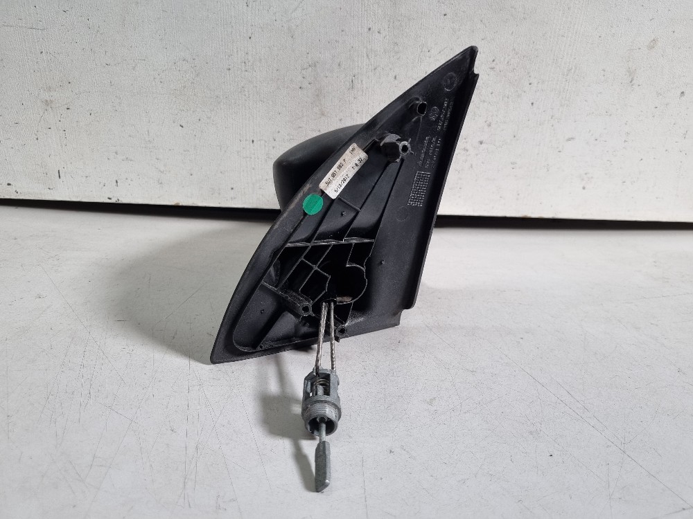 Retrovisor Direito Manual Volkswagen Saveiro 2013/2017 Usado 4