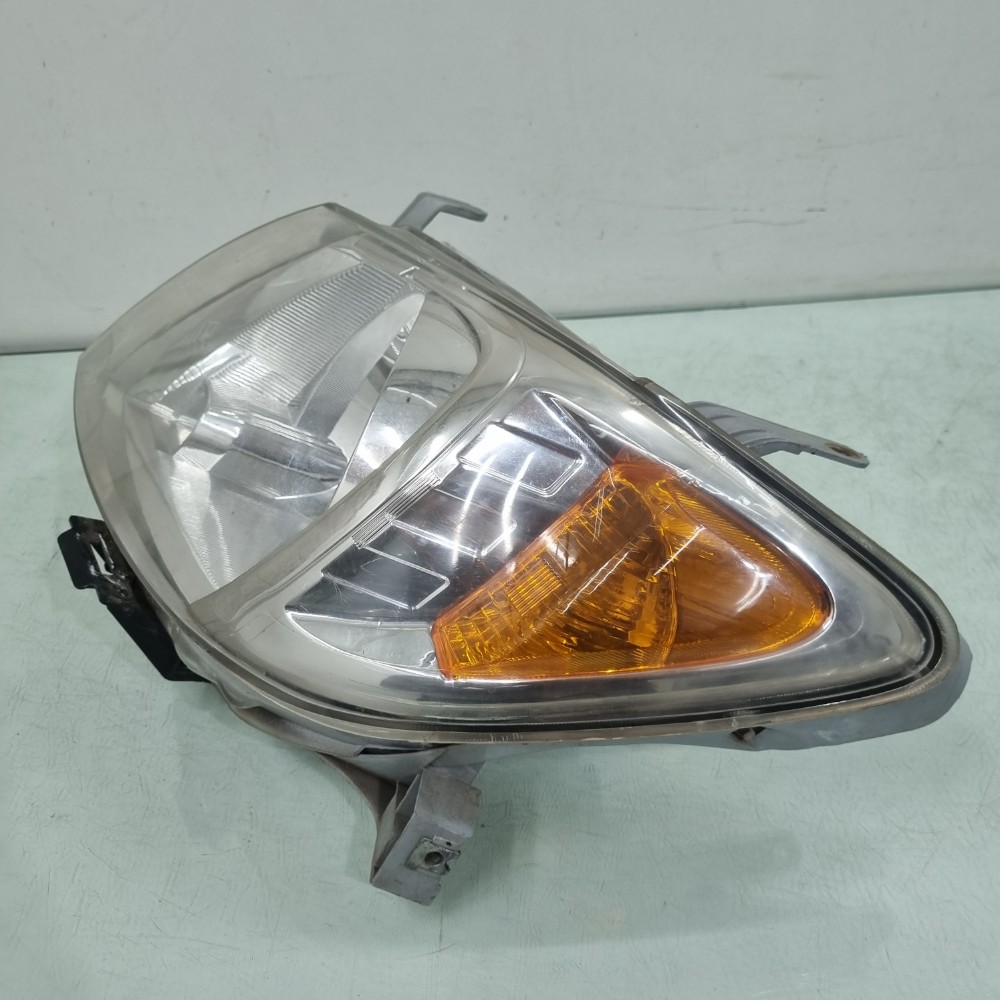 Farol Dianteiro Lado Esquerdo Toyota Hilux Modelos 2005/2008 Esquerdo/motorista 2