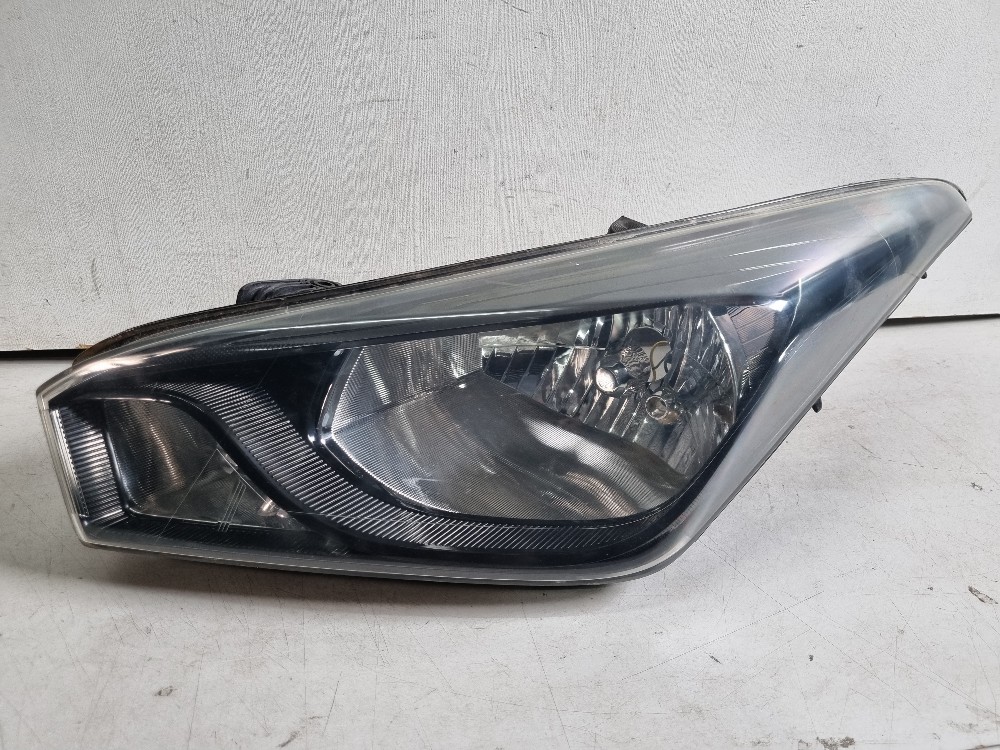 Farol Esquerdo Máscara Negra Hyundai Hb20 2013 À 2019 Esquerdo/motorista 2