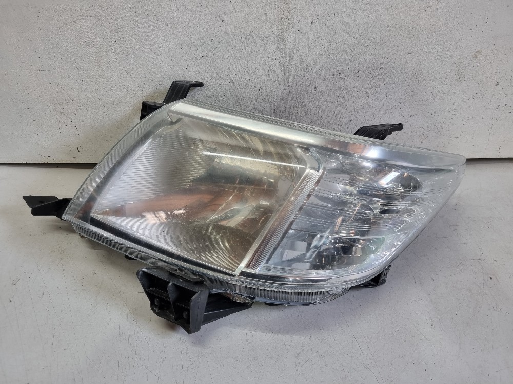 Farol Esquerdo Toyota Hilux 2013/2016 Recuperado 2