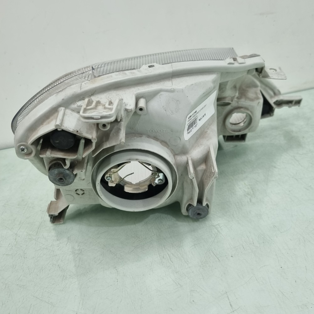 Farol Dianteiro Lado Esquerdo Toyota Etios Modelos 2013/2015 Esquerdo/motorista 4