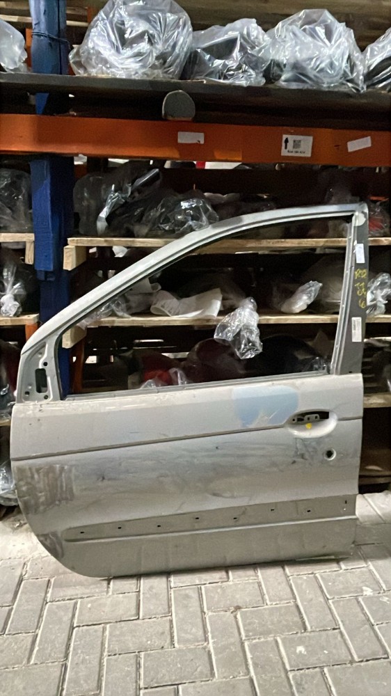 Porta Dianteira Esquerda Renault Scenic 1999/2007 Prara 1