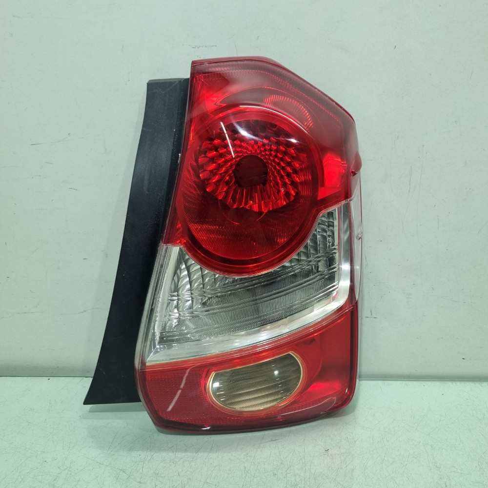 Lanterna Do Lado Direito Toyota Etios Hatch 2012/2018 Direito/passageiro 1