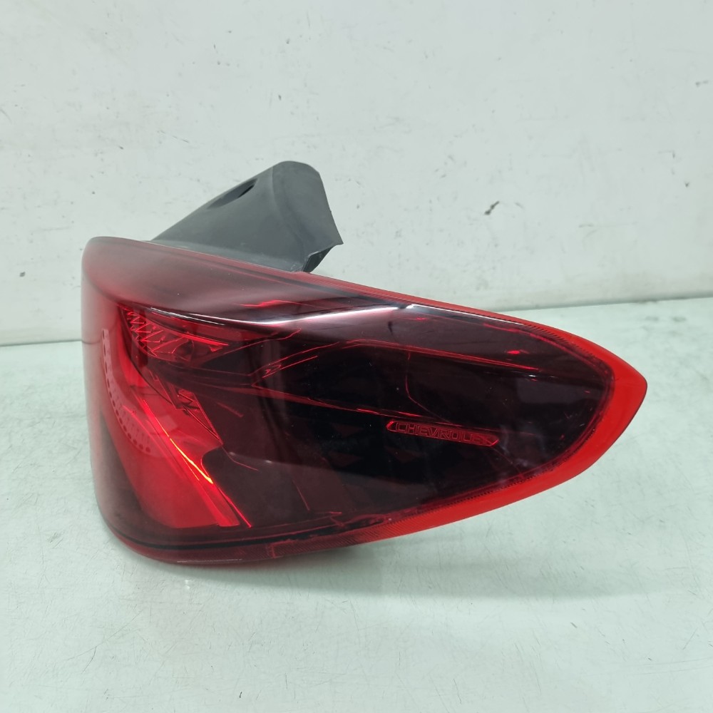 Lanterna Direita Com Led Chevrolet Onix Hatch  2020/2025 Direito/passageiro 3