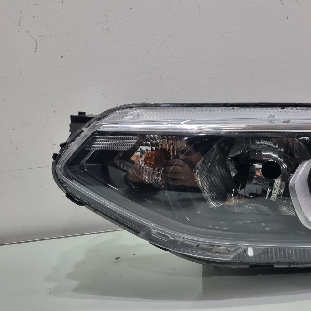 Farol Do Lado Esquerdo Volkswagen Polo Track 2020/2024 Esquerdo/motorista 2