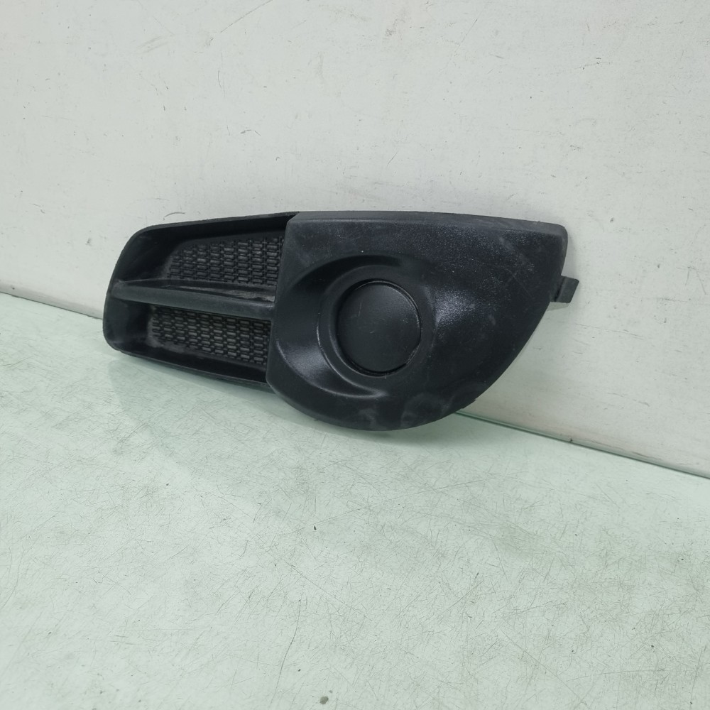 Moldura Do Cibié Esquerda Chevrolet Montana 2015/2019 Rec 3