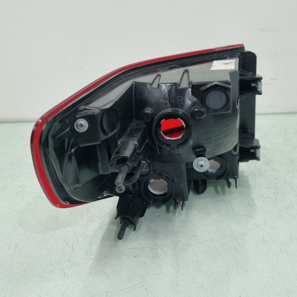 Lanterna Lado Direito Chevrolet Montana 2023/2025 Direito/passageiro 4