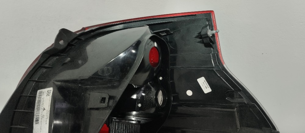 Lanterna Esquerda Fiat Mobi 2017 A 2022 Recuperada Original. Esquerdo/motorista Vermelha 3