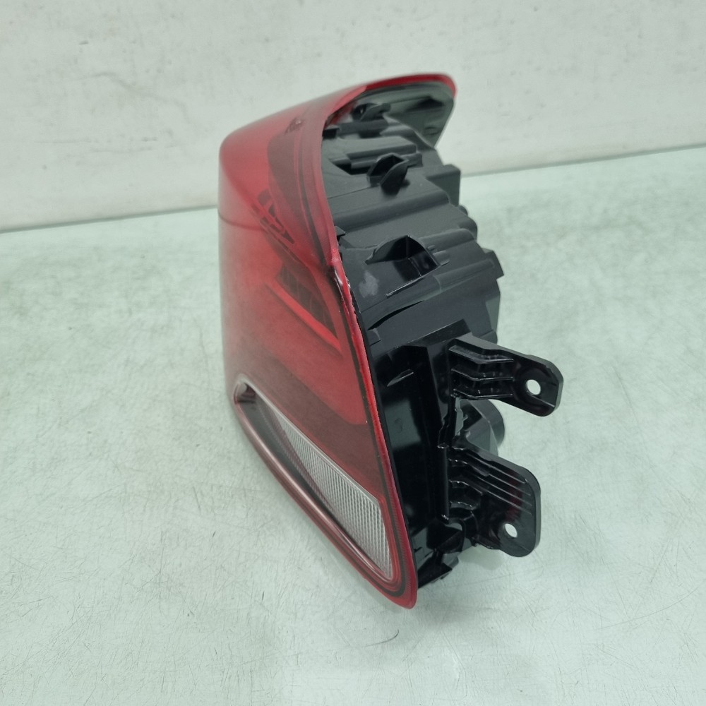 Lanterna Esquerda Com Led Chevrolet Onix Hatch 2020/2024  Esquerdo/motorista 3