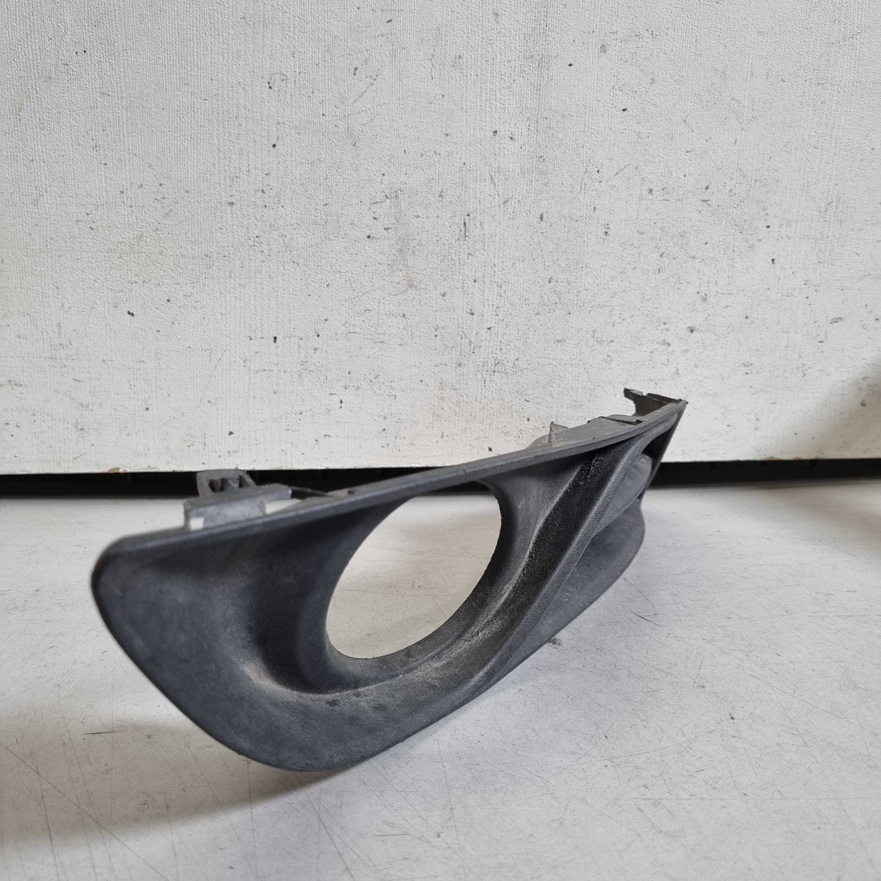 Moldura Cibie Lado Esquerdo Nissan Sentra 2013/2016 Seminovo 2