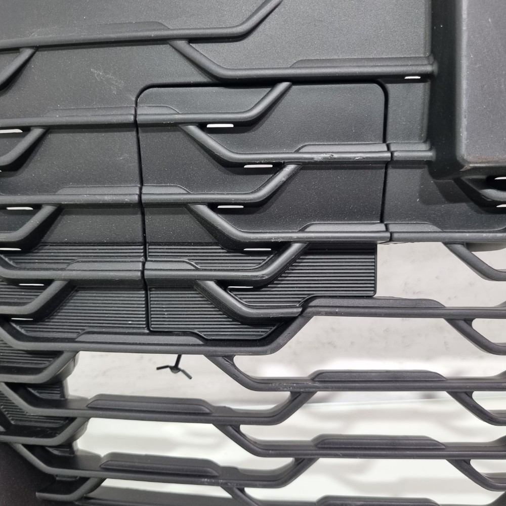 Grade Inferior Do Parachoque Diant Toyota Yaris 2017/2021 Preto 2
