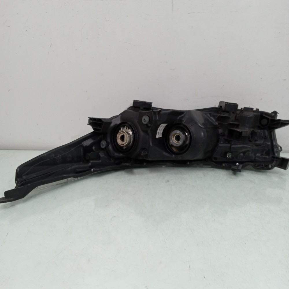 Farol Direito Toyota Corolla 2014 A 2018 Recuperado 4
