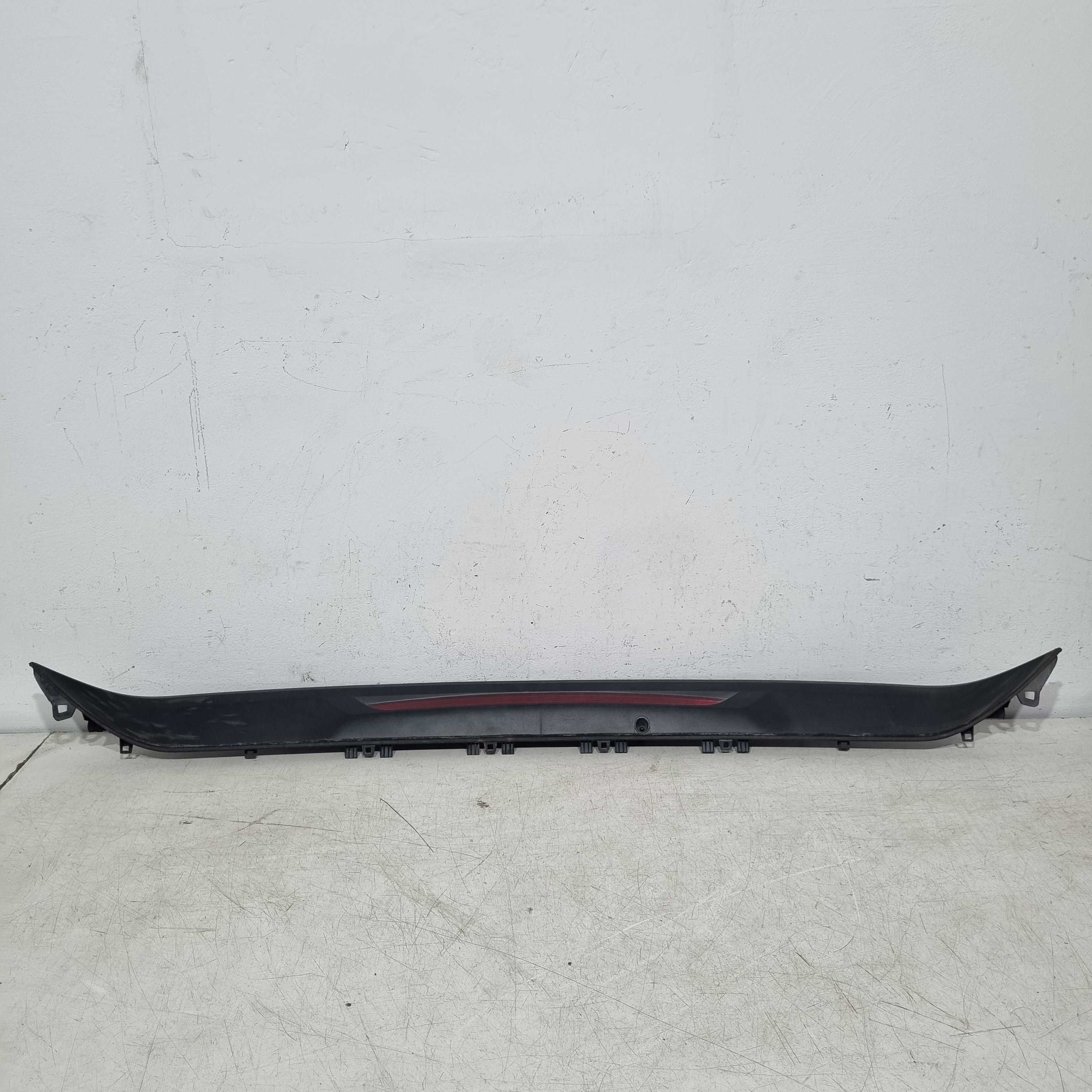 Acabamento Aerofolio Volkswagen Nivus Modelos 2020/2022 1