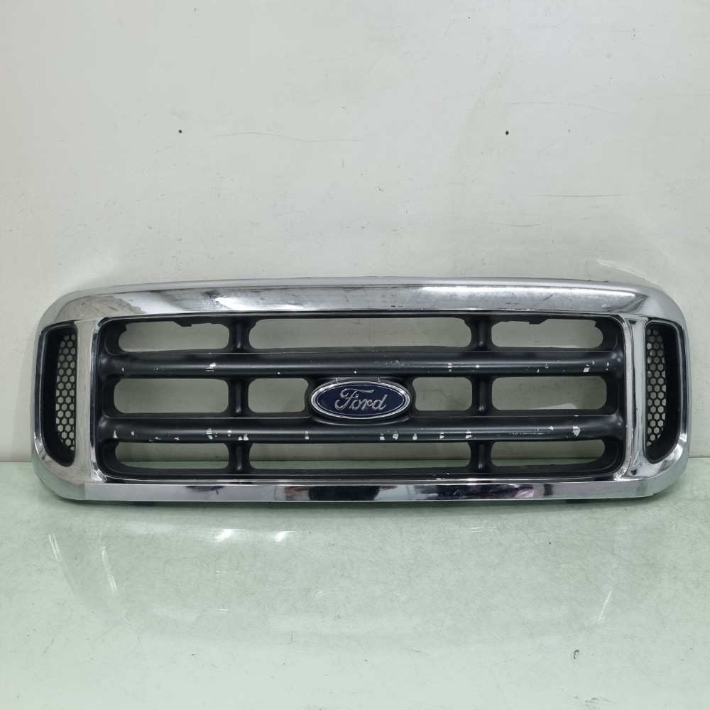 Grade Frontal Ford F-250 2003/2007 Recon