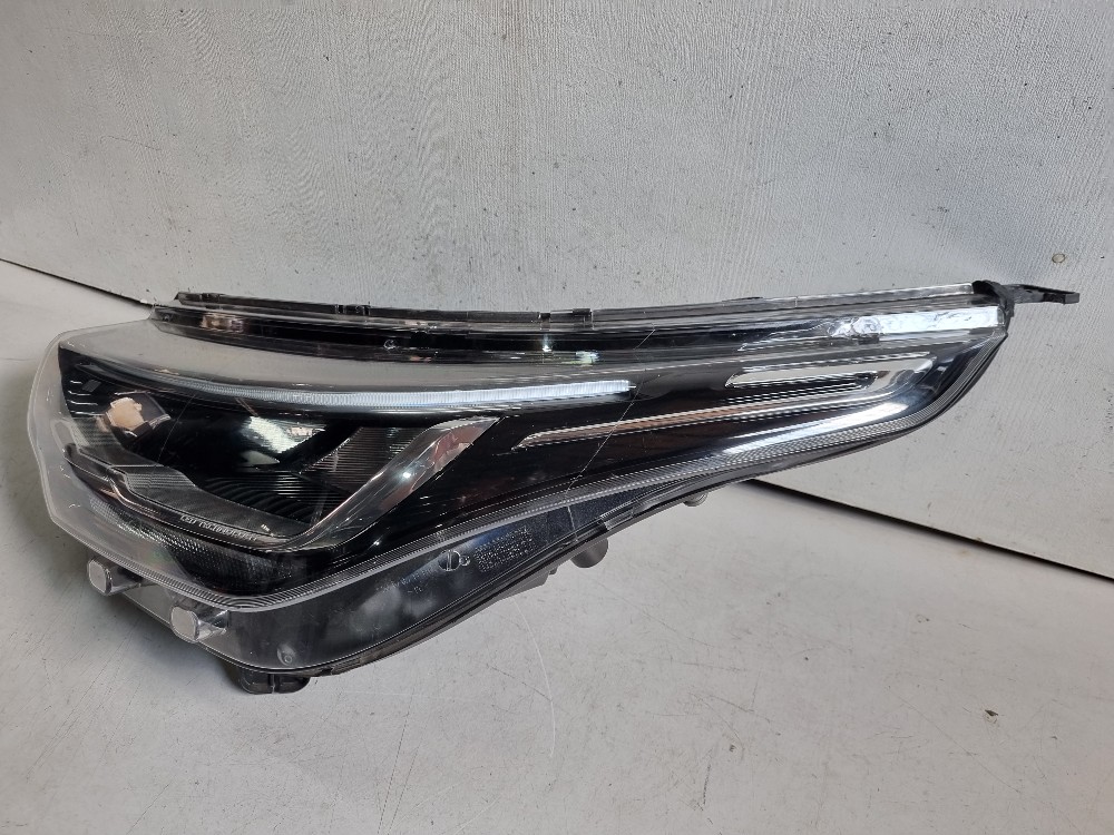 Farol Esquerdo Full Led Fiat Strada 2020/2025 Recuperado 3