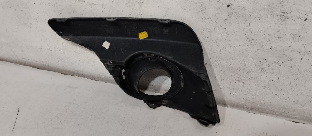 Moldura Farol Milha Direito Renault Sandero 2014 Recuperado 3