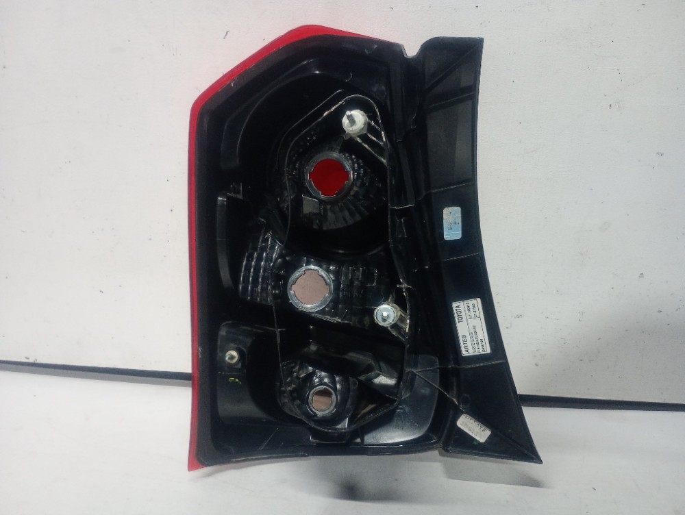 Lanterna Direita Etios Hatch 2013/2018 Recuperado 4