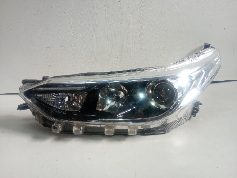 Farol Esquerdo Toyota Yaris Ano 2022/2024 Recondicionado. Esquerdo/motorista 2