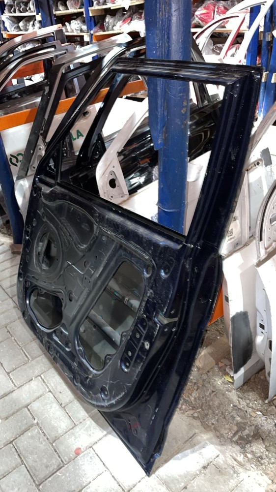 Porta dianteira direita Creta 2022/2024 4