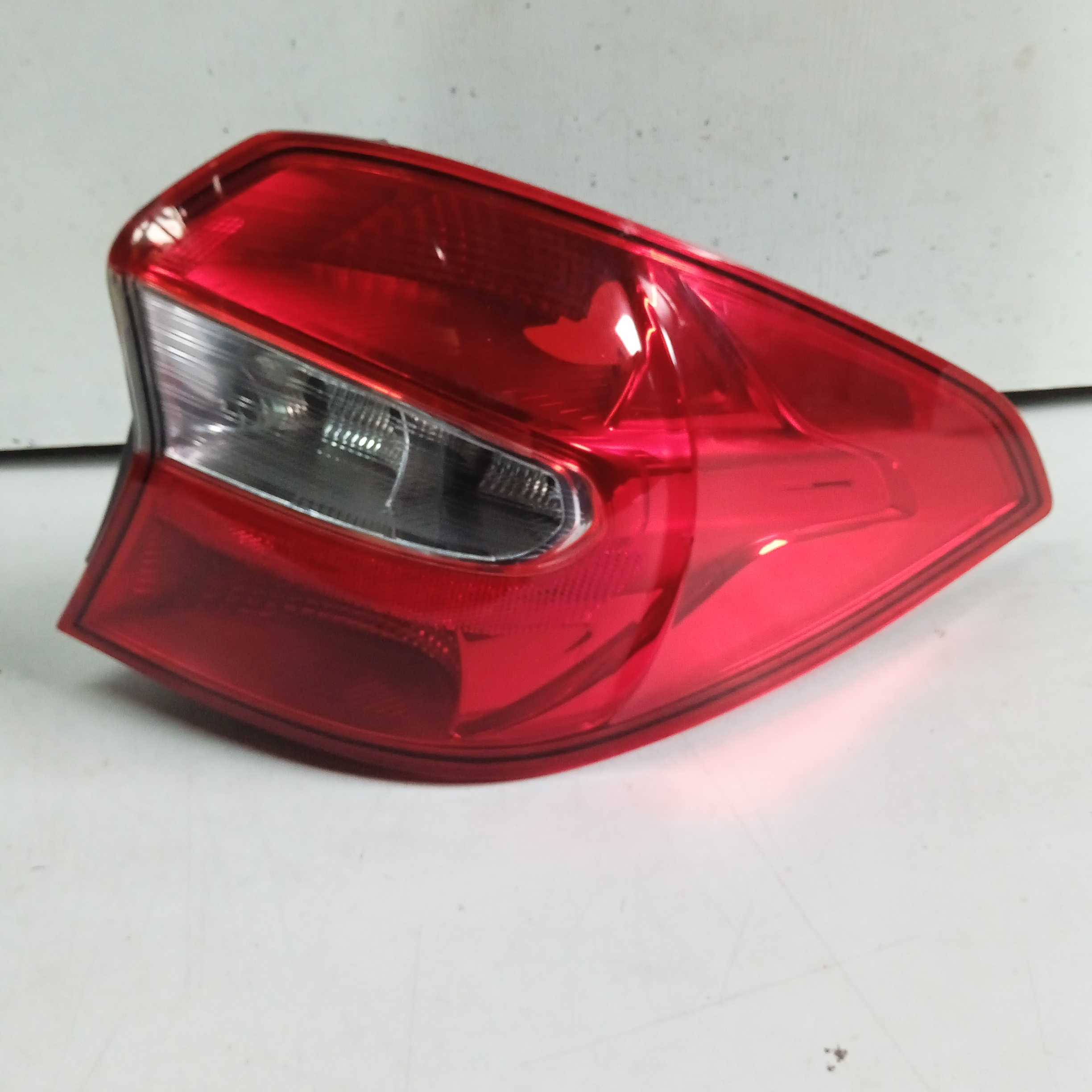Lanterna Traseira Direita Ford Ka Sedan Ano 2015 / 2018 Rec 2