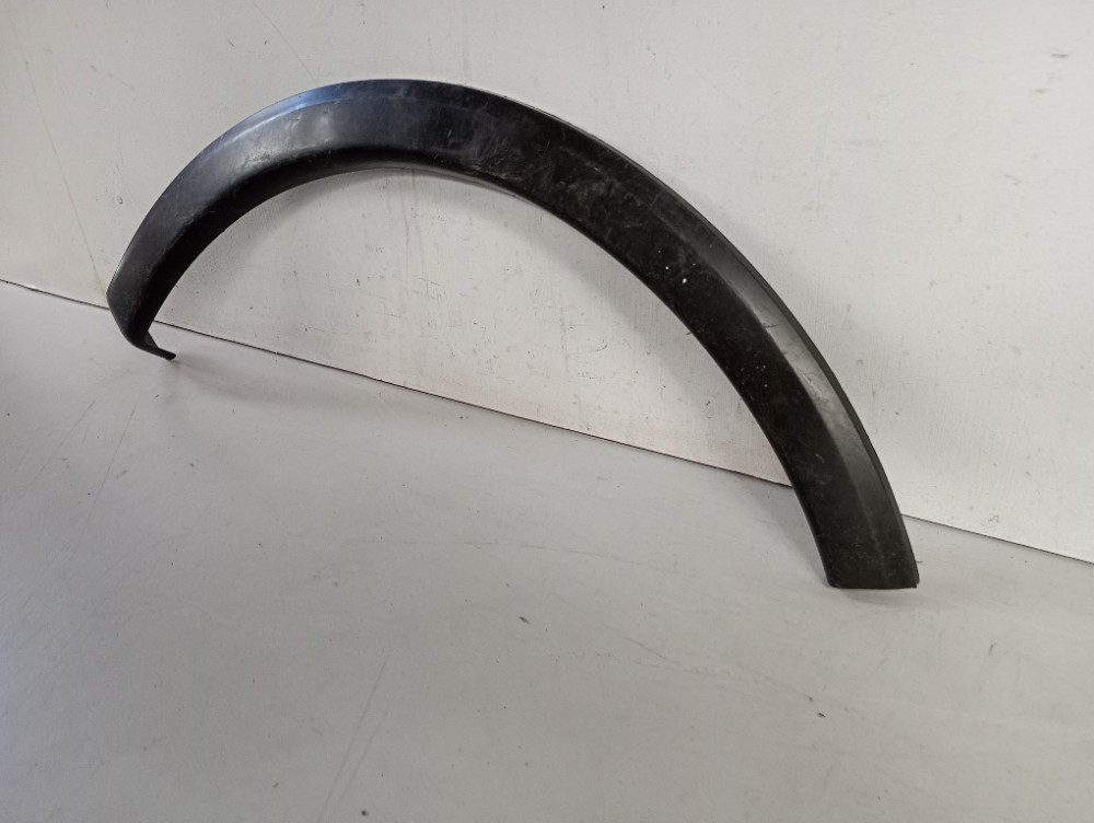Moldura Paralama Direita Chevrolet Corsa 2003/2010 2
