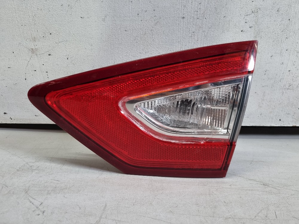 Lanterna Direita Da Tampa Ford Fusion 2013/2016 Recuperada. Direito/passageiro 1
